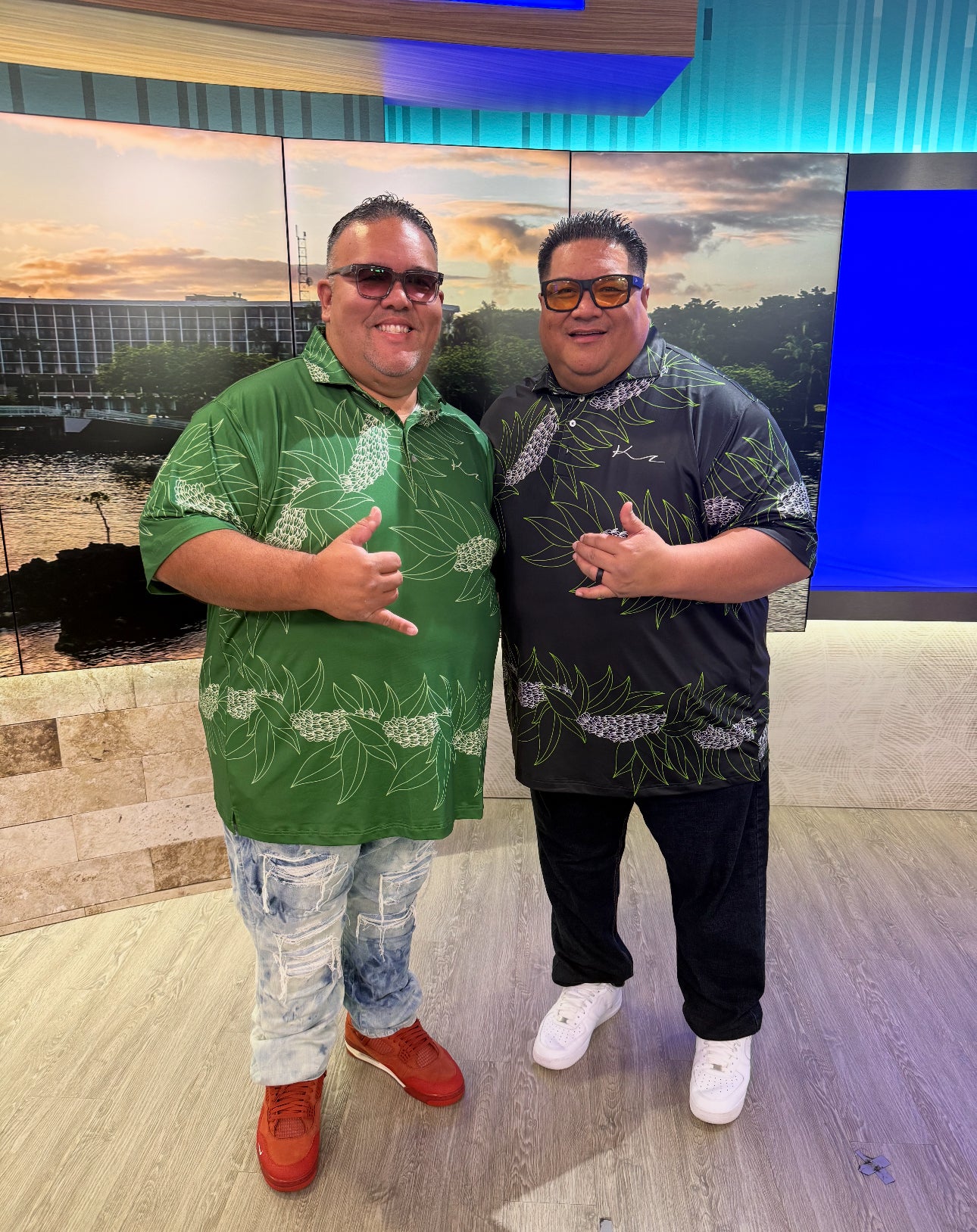MAILE LEI WITH PIKAKE