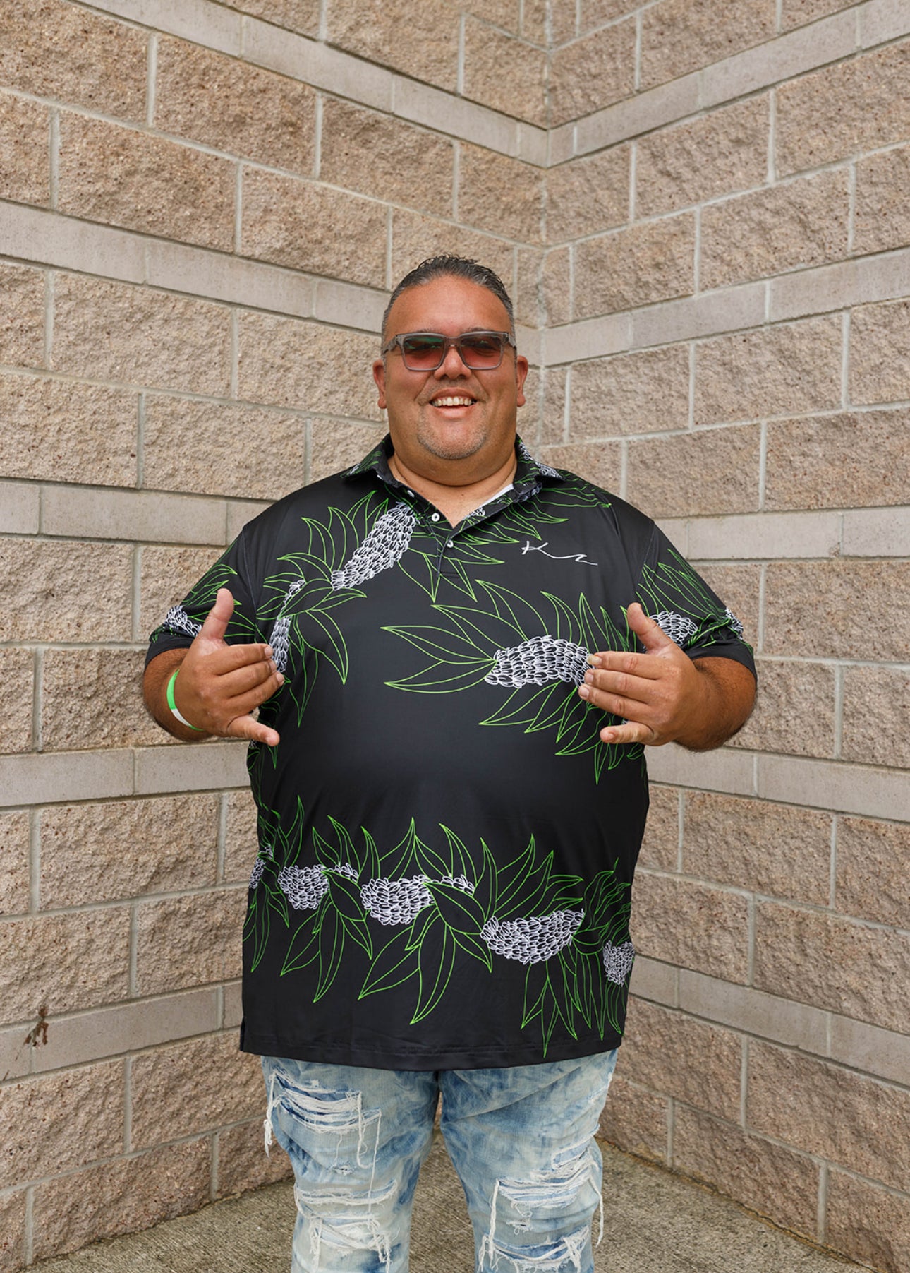 MAILE LEI WITH PIKAKE