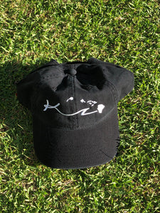 BLACK DAD HAT WITH THE LOGO AND ISLANDS